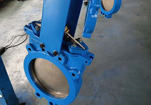 刀型闸阀门厂家生产的阀门