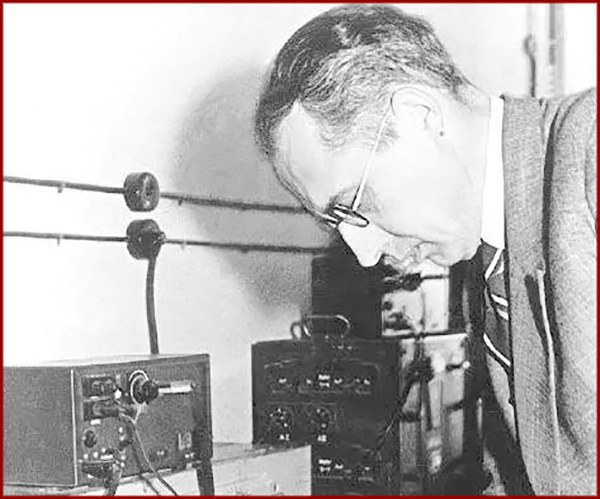 发明显微镜的人是谁 发明显微镜的人是谁